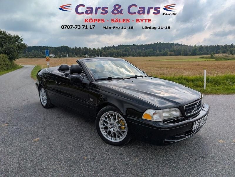 Svart Begagnad 2000 Volvo C70 Cab | 69 900 kr (Marknadspris) - Bild 1/4
