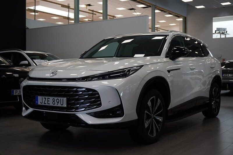 Vit Begagnad 2024 MG HS Luxury SUV | 439 900 kr (Dyr) - Bild 1/4