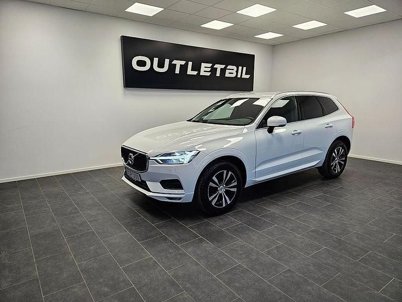 Begagnad Volvo XC60 Momentum 250 HK (183 kW) 2020 Vit SUV