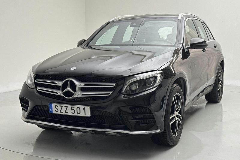 Begagnad Mercedes GLC220 AMG line 170 HK (125 kW) 2016 Svart