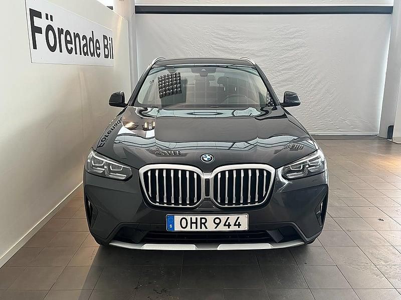 Begagnad BMW X3 184 HK (135 kW) 2022 Grå SUV