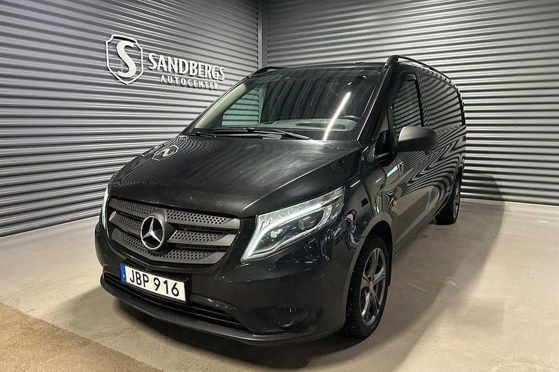 Svart Begagnad 2016 Mercedes Vito Van | 134 500 kr (Superpris) - Bild 1/4