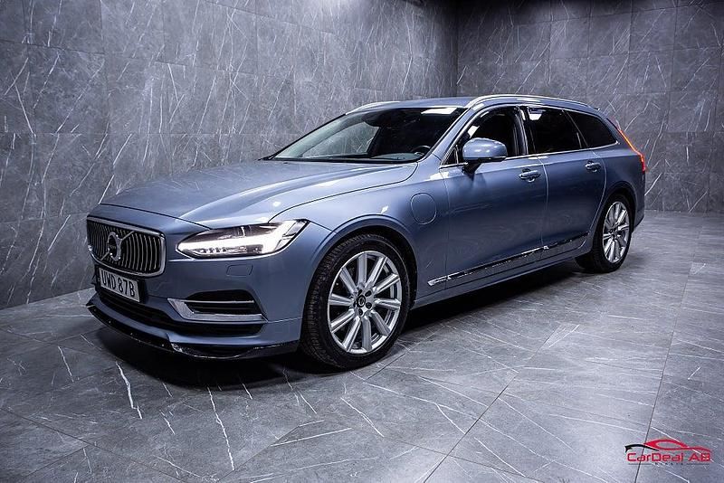 Begagnad Volvo V90 Inscription 303 HK (222 kW) 2019 Ljusblå Kombi
