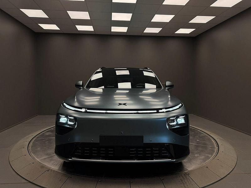 Ny 2025 XPENG G9 SUV | 867 800 kr (Marknadspris) - Bild 1/4
