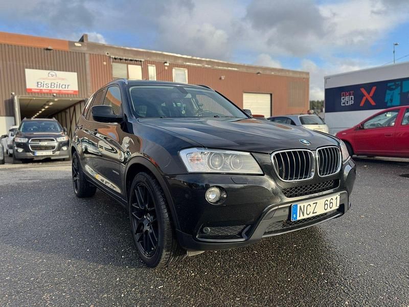 Svart Begagnad 2013 BMW X3 SUV | 119 900 kr (Bra pris) - Bild 1/4