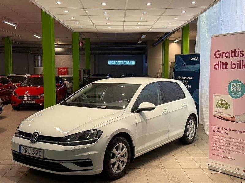 Begagnad VW Golf VII 116 HK (85 kW) 2019 Vit