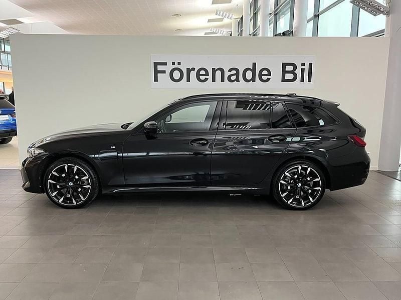 Begagnad BMW 330e Shadowline 184 HK (135 kW) 2025 Svart Kombi