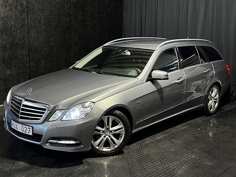 Silver Begagnad 2010 Mercedes E220 Avantgarde Kombi | 119 500 kr (Marknadspris) - Bild 1/4