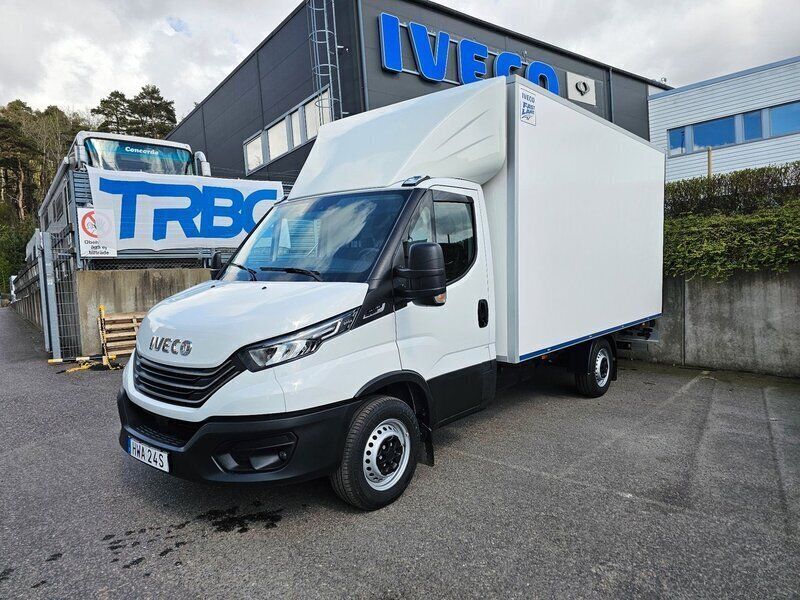 Begagnad Iveco Daily 157 HK (115 kW) 2024 Vit Van