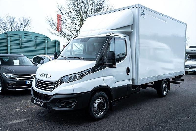 Begagnad Iveco Daily 156 HK (114 kW) 2022 Vit