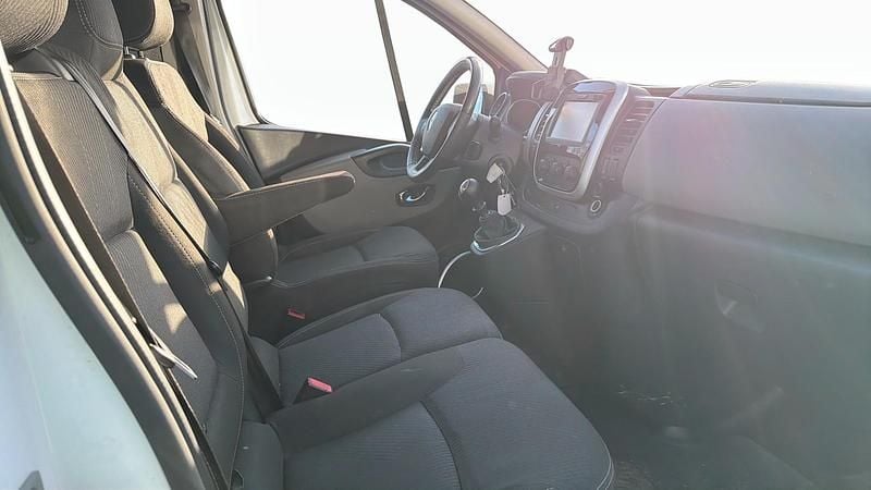 Begagnad Renault Trafic 125 HK (91 kW) 2018 Vit Minibuss