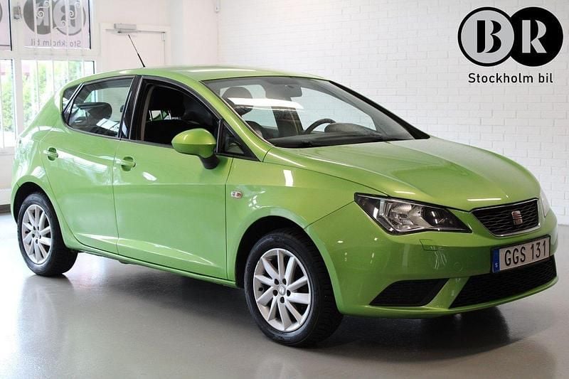 Grön Begagnad 2013 Seat Ibiza Halvkombi | 59 900 kr (Marknadspris) - Bild 1/4