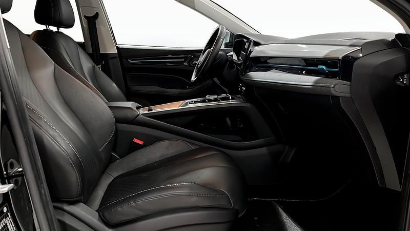 Begagnad MG MG5 EV Long Range 11 kW (15 HK) 2022 Svart Kombi