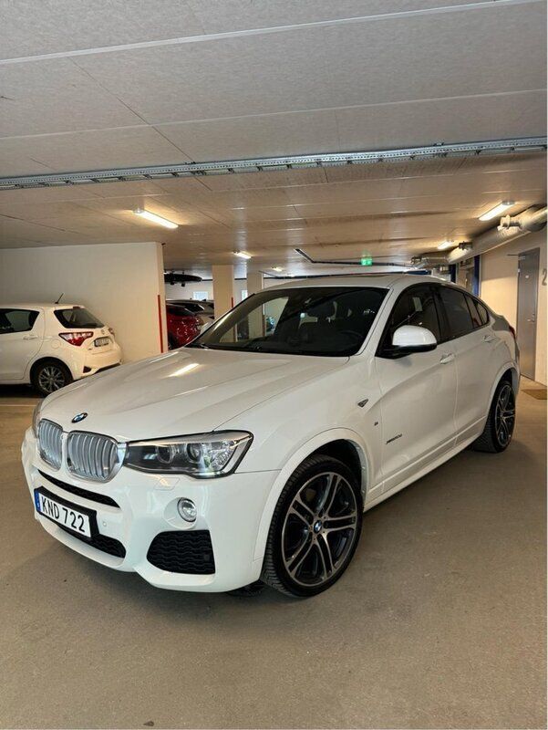 Vit Begagnad 2015 BMW X4 M Sport SUV | 185 000 kr (Bra pris) - Bild 1/4