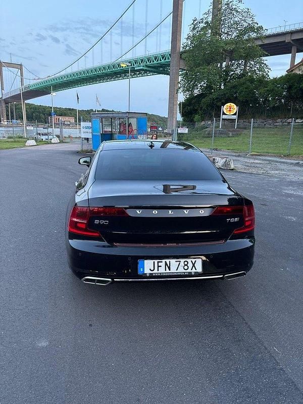 Svart Begagnad 2020 Volvo S90 Inscription Sedan | 370 000 kr (Marknadspris) - Bild 1/4