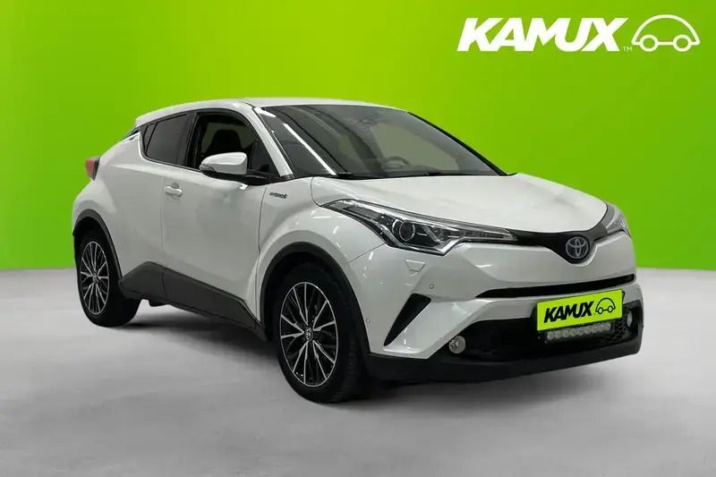 Vit Begagnad 2017 Toyota C-HR Executive SUV | 199 800 kr (Marknadspris) - Bild 1/4