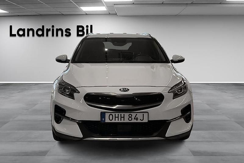 Begagnad Kia XCeed Advance 105 HK (77 kW) 2020 Vit SUV