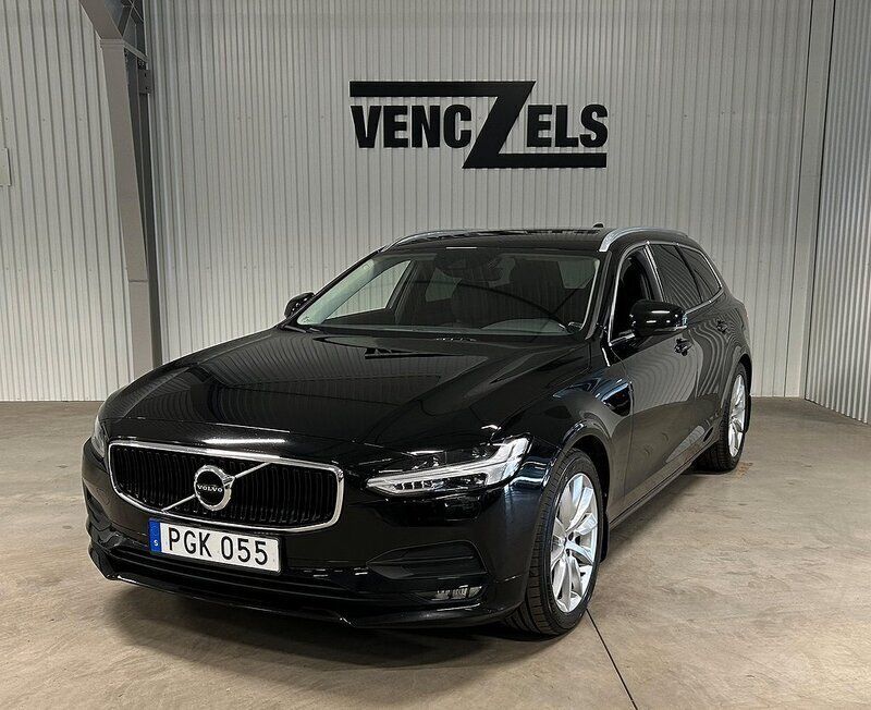 Svart Begagnad 2017 Volvo V90 Momentum Kombi | 189 000 kr (Bra pris) - Bild 1/4