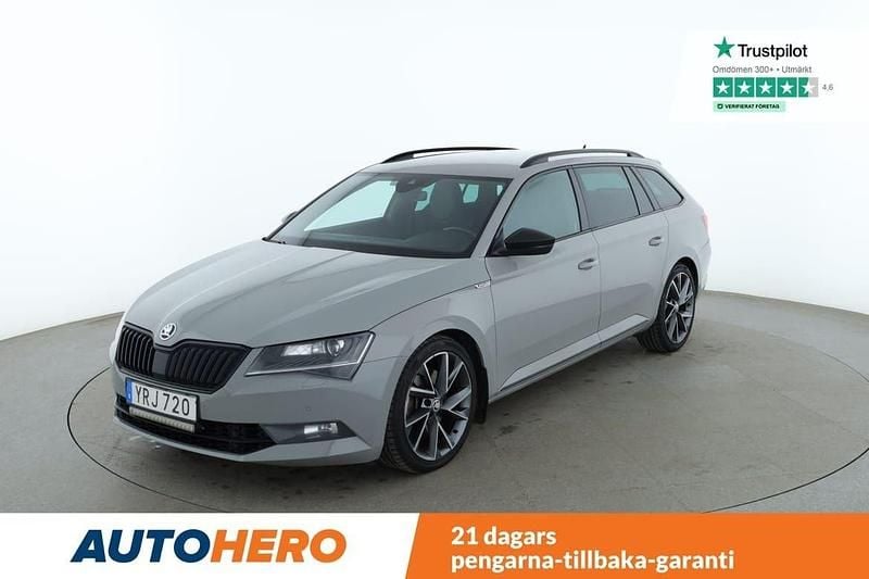 Grå Begagnad 2018 Skoda Superb Business Line Kombi | 200 000 kr (Superpris) - Bild 1/4