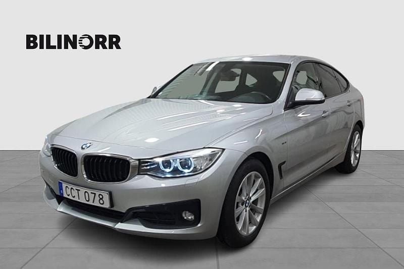Silver Begagnad 2014 BMW 320 Gran Turismo Sport Line Halvkombi | 189 900 kr (Marknadspris) - Bild 1/4