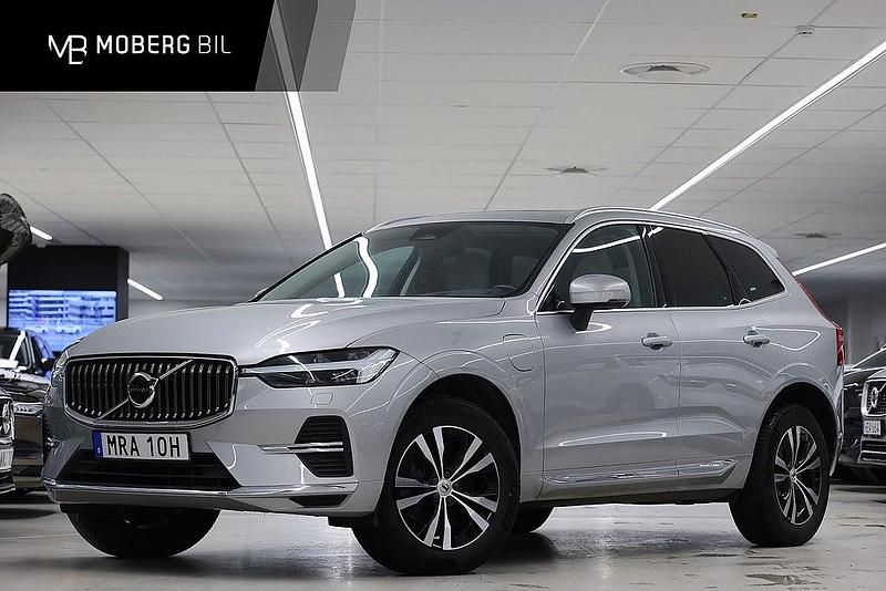 Silver Begagnad 2022 Volvo XC60 Momentum SUV | 409 900 kr (Bra pris) - Bild 1/2