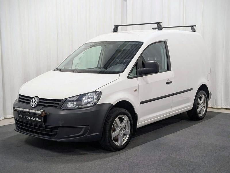 Vit Begagnad 2015 VW Caddy Minibuss | 105 900 kr (Marknadspris) - Bild 1/4