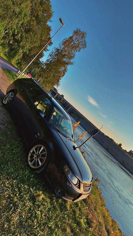 Svart Begagnad 2010 Saab 9-5 Griffin Kombi | 28 500 kr - Bild 1/4