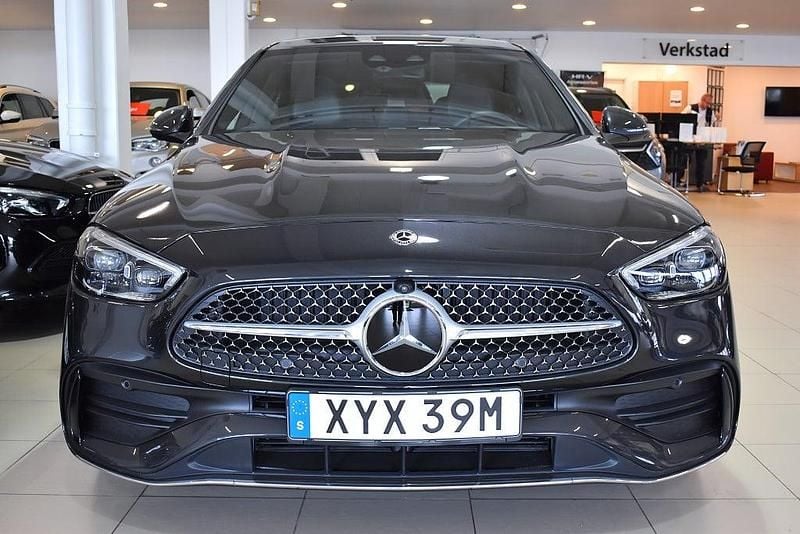 Begagnad Mercedes C300e AMG 204 HK (150 kW) 2022 Grå Sedan