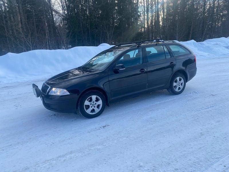 Begagnad Skoda Octavia 105 HK (77 kW) 2007 Kombi