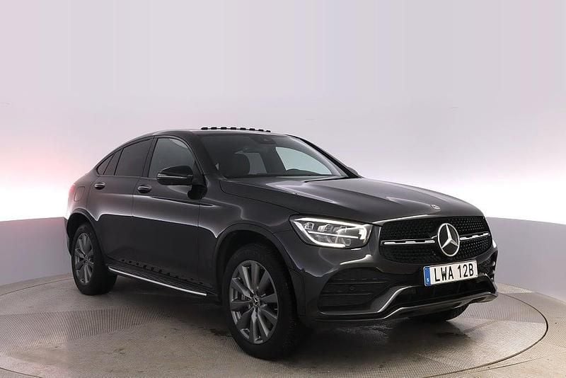 Begagnad Mercedes GLC300e AMG line 211 HK (155 kW) 2022 Grå Sportkupé