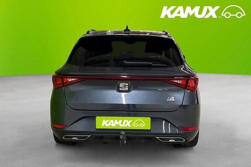 Begagnad Seat Leon FR 204 HK (150 kW) 2020 Silver/grå Kombi