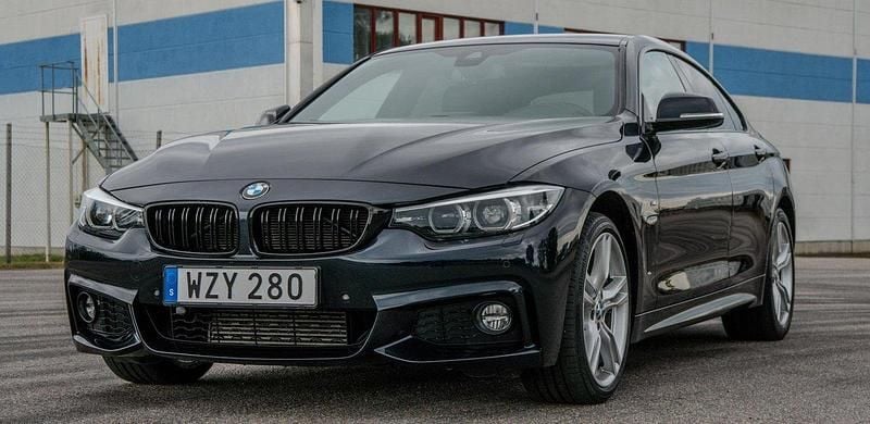 Svart Begagnad 2018 BMW 420 Gran Coupé M Sport Sportkupé | 269 000 kr (Lite dyr) - Bild 1/4