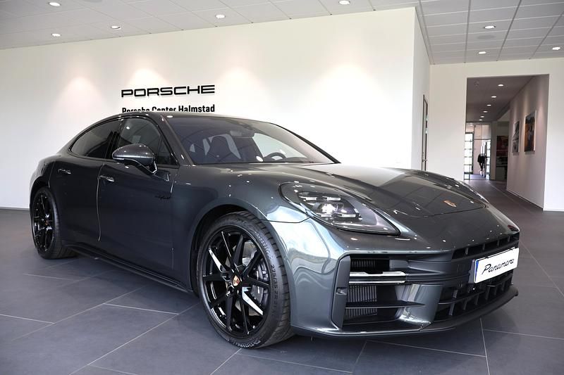 Ny Porsche Panamera 4 2026 Grå Sedan