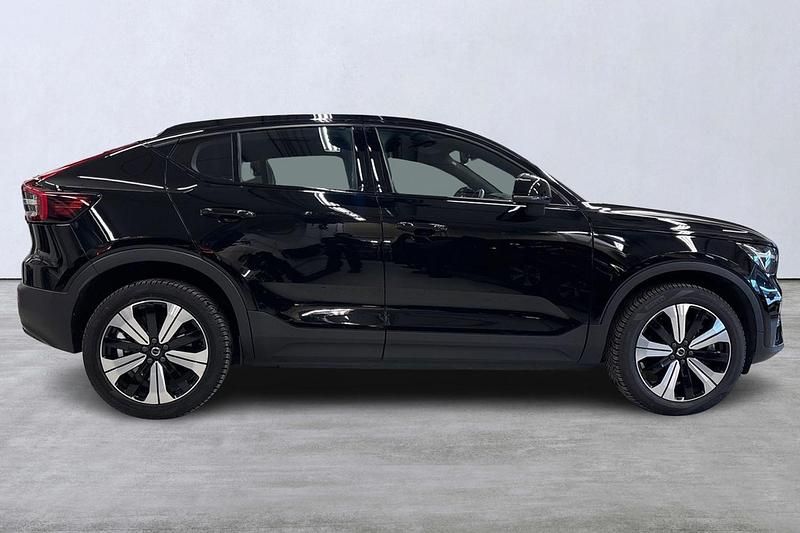Begagnad Volvo C40 Core 172 kW (234 HK) 2022 Svart SUV