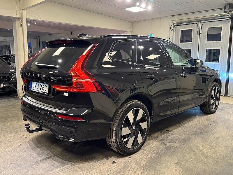 Begagnad Volvo XC60 Ultimate 350 HK (257 kW) 2023 Svart SUV