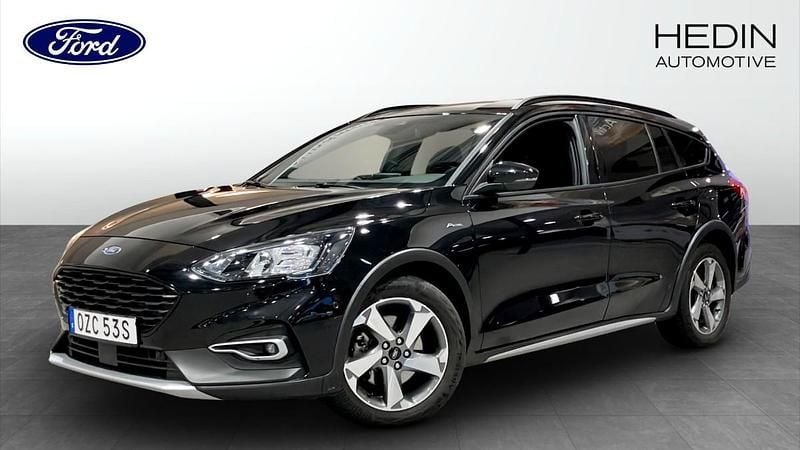 Svart Begagnad 2020 Ford Focus Active Kombi | 169 900 kr (Marknadspris) - Bild 1/4