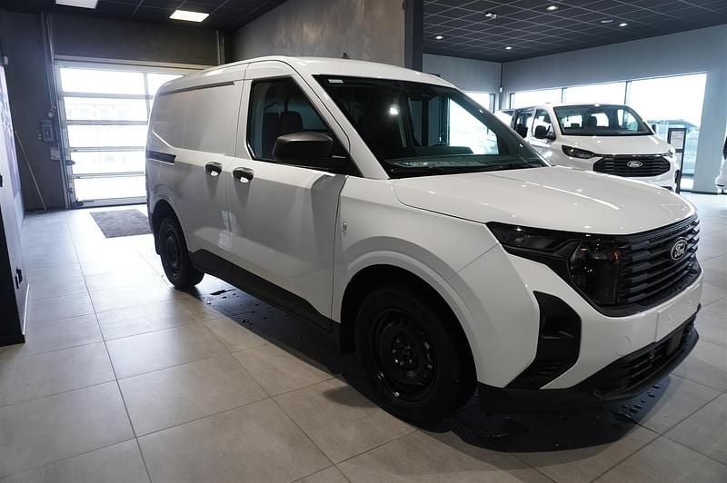 Ny Ford Courier Trend 125 HK (91 kW) 2025 Okänd Minibuss