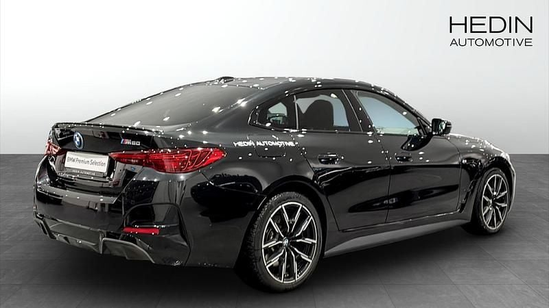 Begagnad BMW i4 Comfort Edition 442 kW (601 HK) 2025 Svart Sedan