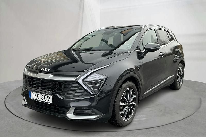 Svart Begagnad 2022 Kia Sportage Advance SUV | 279 000 kr (Superpris) - Bild 1/4