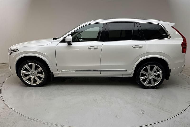 Begagnad Volvo XC90 Inscription 235 HK (172 kW) 2019 Vit SUV