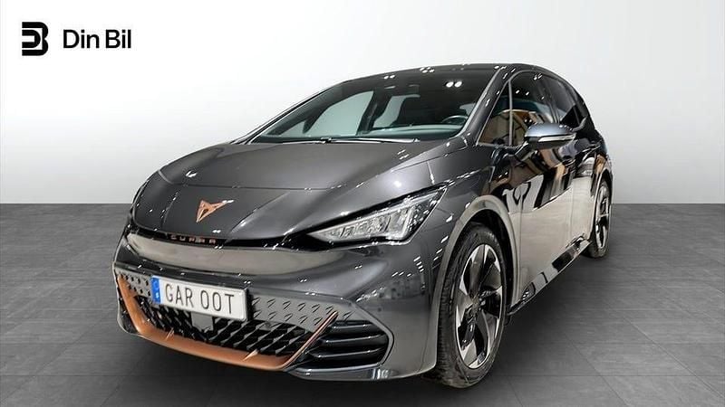 Begagnad Cupra Born 169 kW (231 HK) 2022 Quasar grey metallic Halvkombi