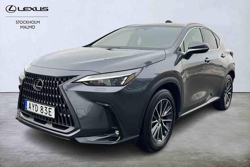 Begagnad Lexus NX450h+ 2025 Grå SUV