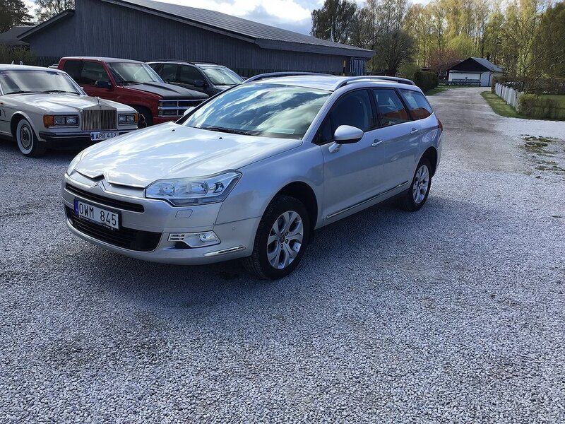 Silver Begagnad 2010 Citroën C5 Kombi | 62 000 kr (Marknadspris) - Bild 1/4