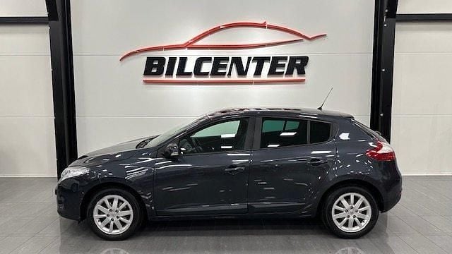 Mörkgrå (grå) Begagnad 2011 Renault Mégane Halvkombi | 58 900 kr (Dyr) - Bild 1/4