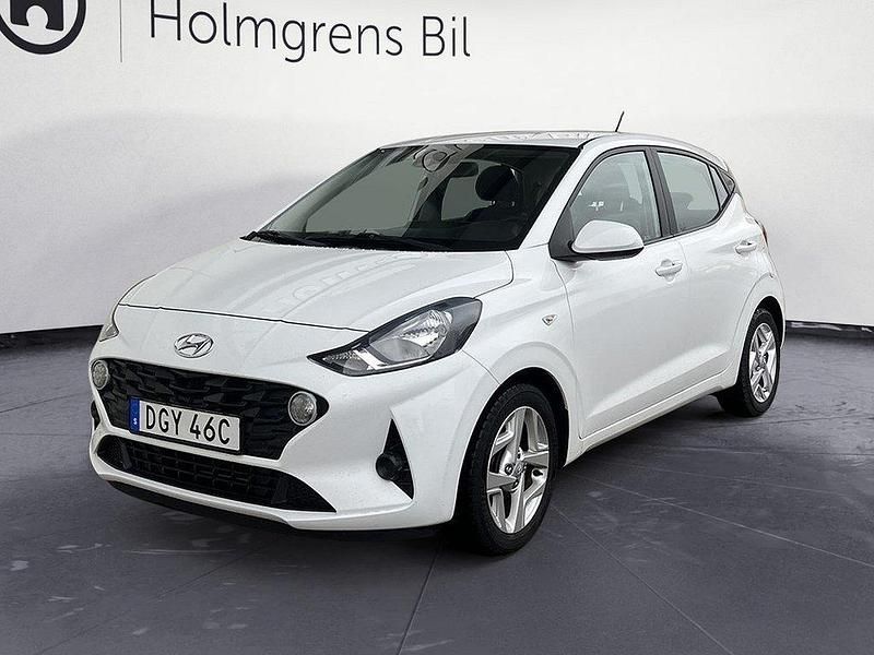 Vit Begagnad 2020 Hyundai i10 Essential Halvkombi | 118 500 kr (Lite dyr) - Bild 1/4