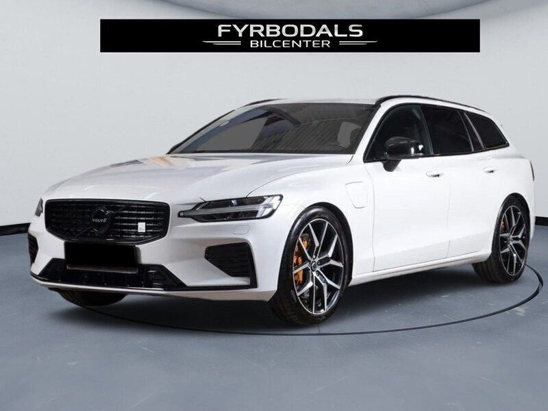 Vit Begagnad 2021 Volvo V60 Kombi | 459 000 kr - Bild 1/2