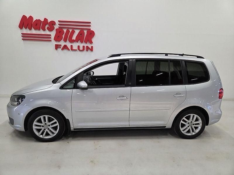 Silver Begagnad 2011 VW Touran Minibuss | 89 900 kr (Marknadspris) - Bild 1/4