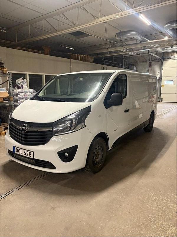 Vit Begagnad 2017 Opel Vivaro Van | 100 000 kr (Bra pris) - Bild 1/4