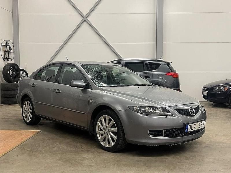 Grå Begagnad 2006 Mazda 6 Inclusive Halvkombi | 24 900 kr (Superpris) - Bild 1/4