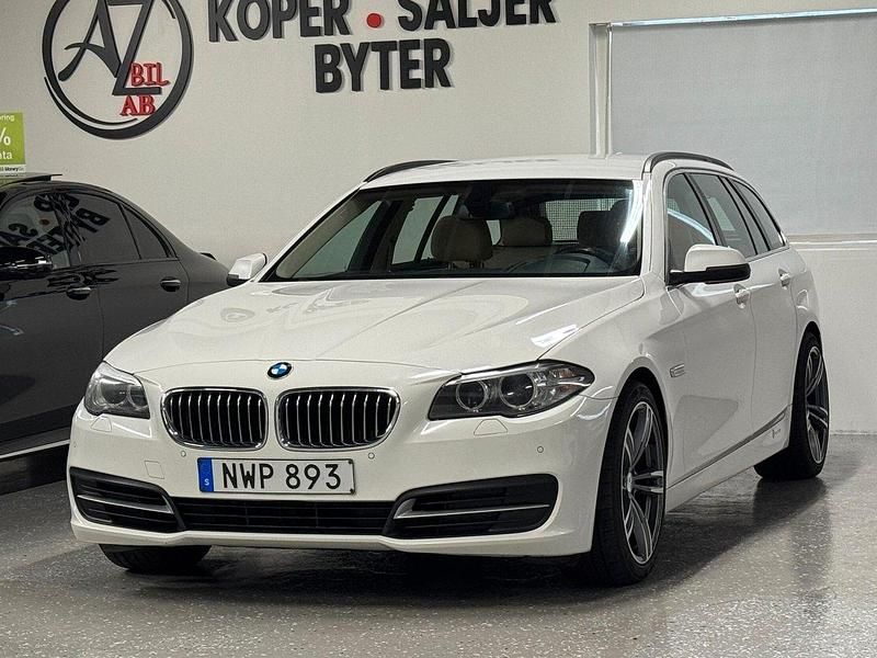 Vit Begagnad 2013 BMW 520 Kombi | 99 900 kr (Marknadspris) - Bild 1/4